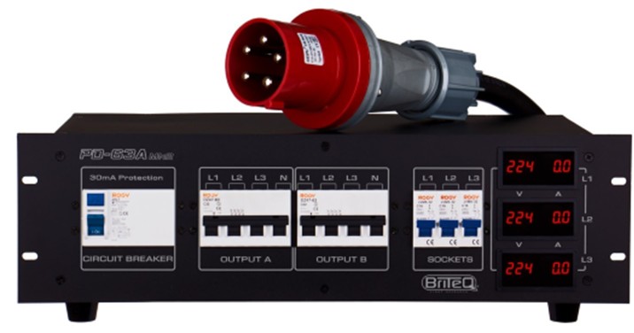ARMOIRE DE DISTRIBUTION 63A TRIPHASE VERS 2x 32A TRI
